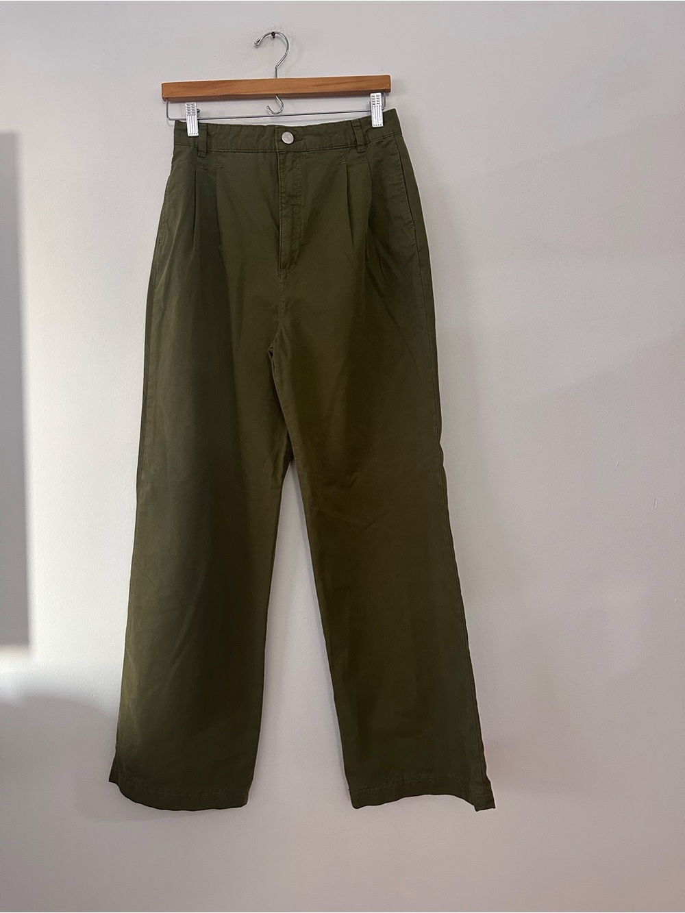 Frame pants pleated front green surplus cotton size 24 straight leg